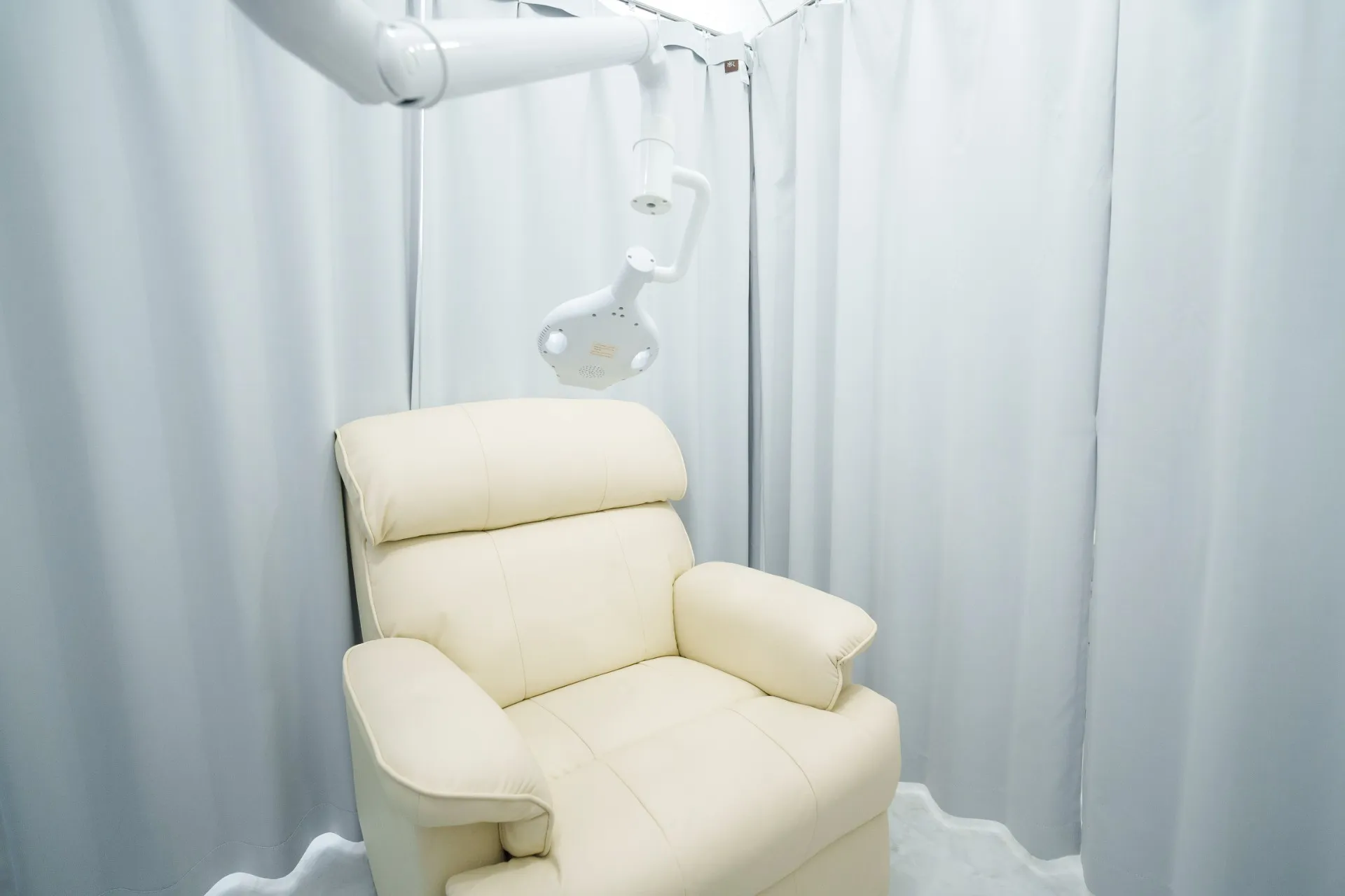 ホワイトニングで笑顔に自信！歯を白くするメリットも紹介